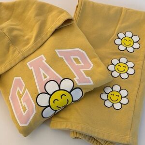 GAP Mustard Hoodie and Joggers with Smiley Daisy